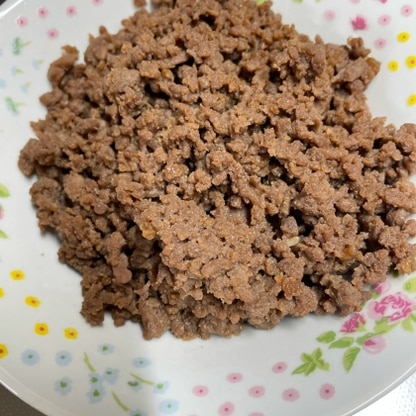 しっとりとして、美味しい肉そぼろができました(^^)たくさん作ったので、次の日はお弁当にも入れました！